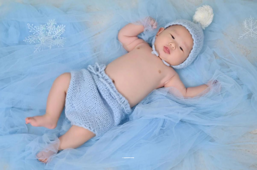 桦甸宝宝大哭不止